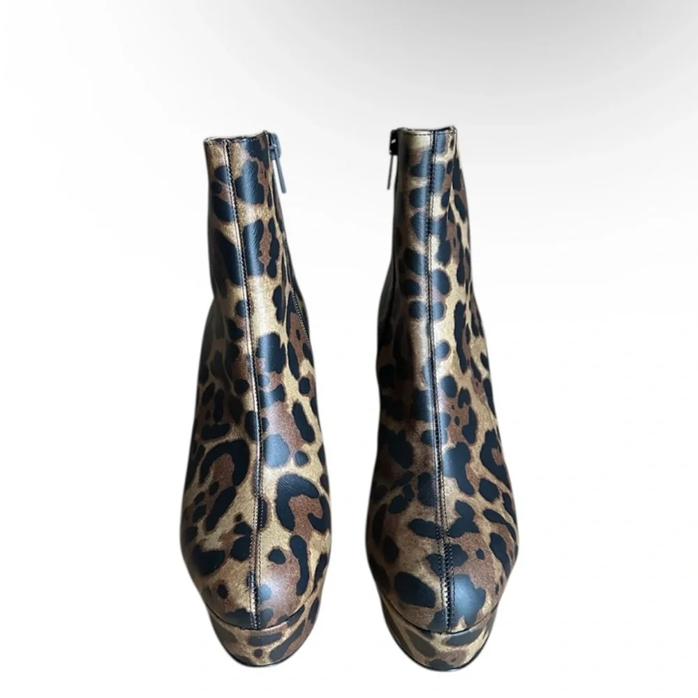 Christian Louboutin super hot